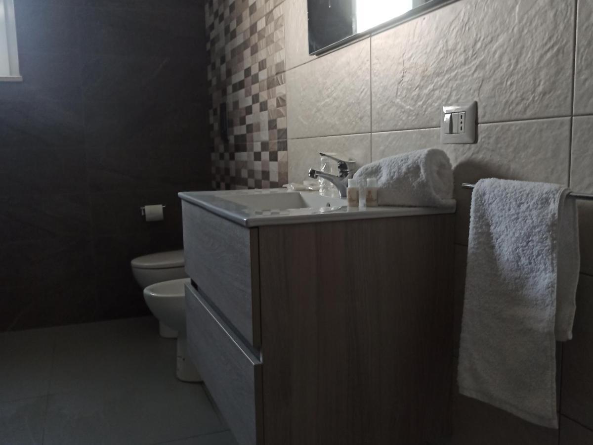Esmada Lamezia Terme Apartment ภายนอก รูปภาพ
