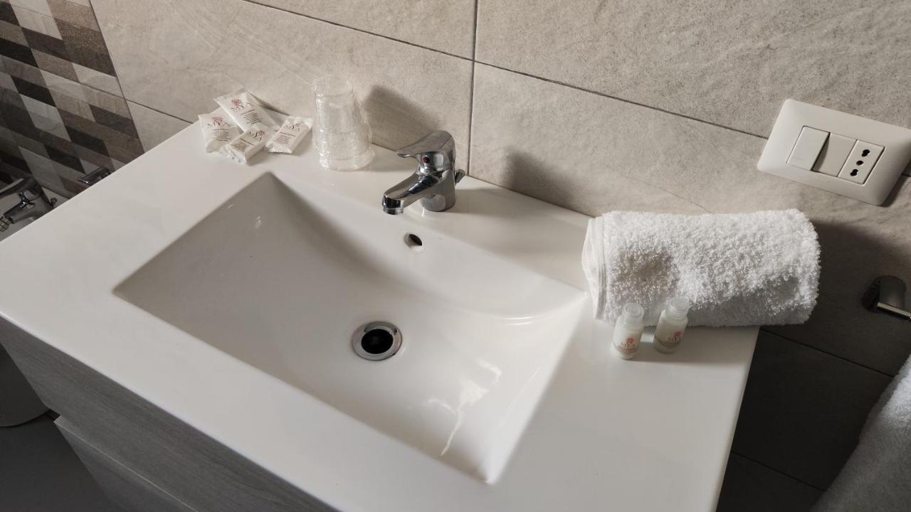 Esmada Lamezia Terme Apartment ภายนอก รูปภาพ